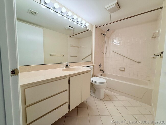 2621 Village Blvd Unit 206