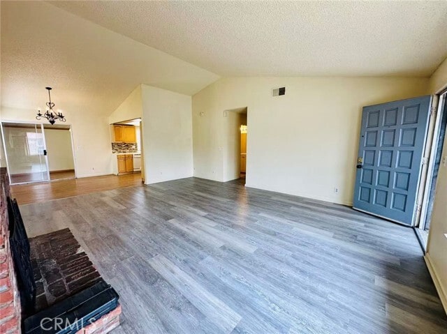 Photo - 1459 W Wabash St