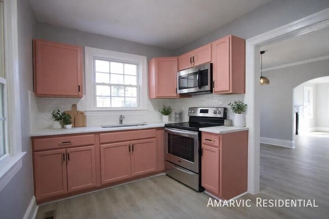 Photo - 1602 Waverly Ave