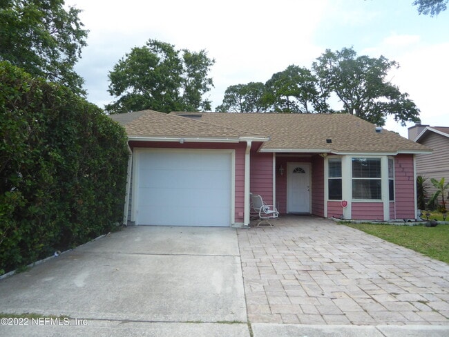 Building Photo - 14317 Coral Reef Dr S Rental