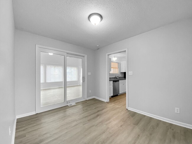 Photo - Beautiful 3 Bed 2.5 Bath Ranch Home with Garage in Raytown, MO