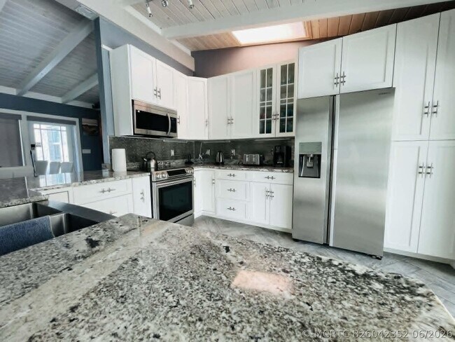 Photo - 2531 Gulfstream Ln