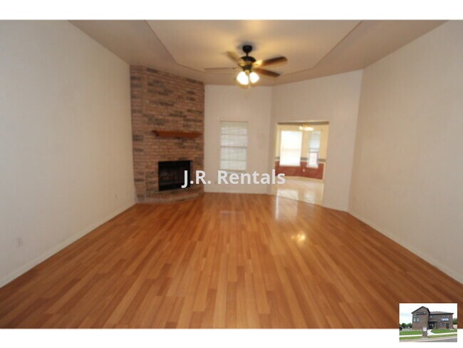 Photo - 4209 Adobe Dr