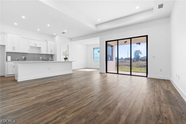 Building Photo - 2803 44th St SW