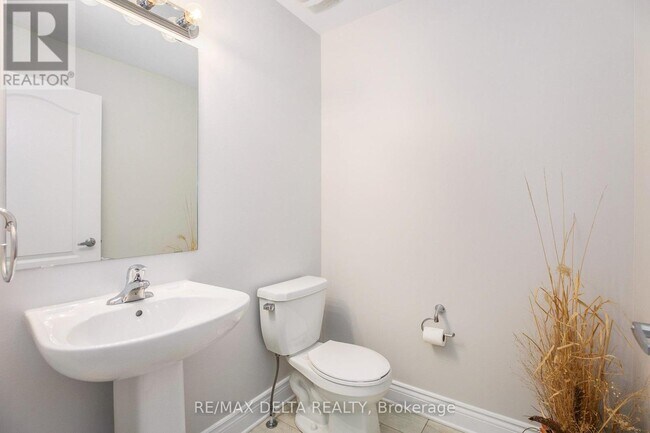 Photo - 63 Johanne St