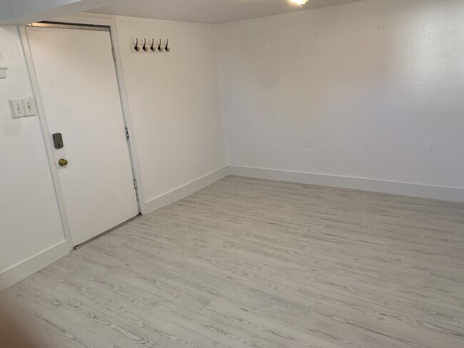 Photo - 3804 Evans Ave