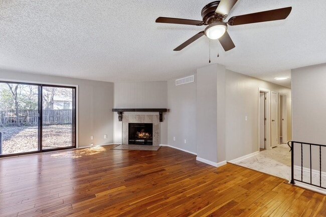 Don’t miss out on this beautiful 3 bedroom, 2 bath home in Bel Aire! - Don’t miss out on this beautiful 3 bedroom, 2 bath home in Bel Aire!