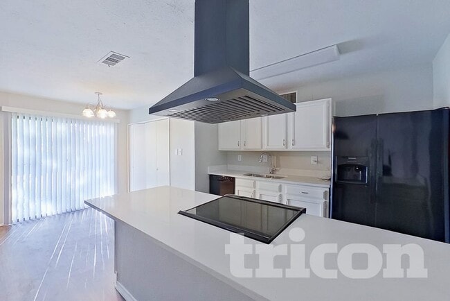 Photo - 10022 Deer Hollow Dr
