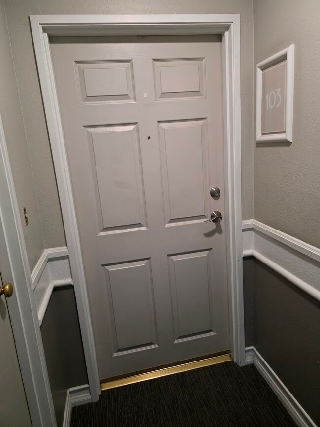 Photo - 1250 S Westgate Ave Unit #103