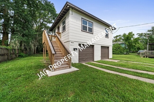 Photo - 1074 Day Ave
