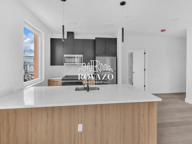 Photo - 39 Madison St Unit 404, 505, 510