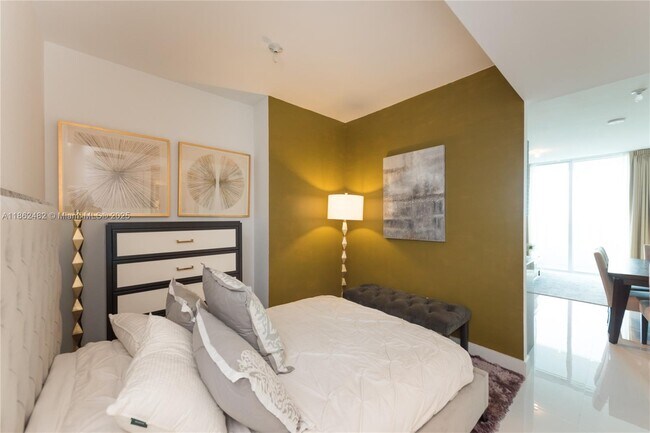 Photo - 1080 Brickell Ave Unit 4105