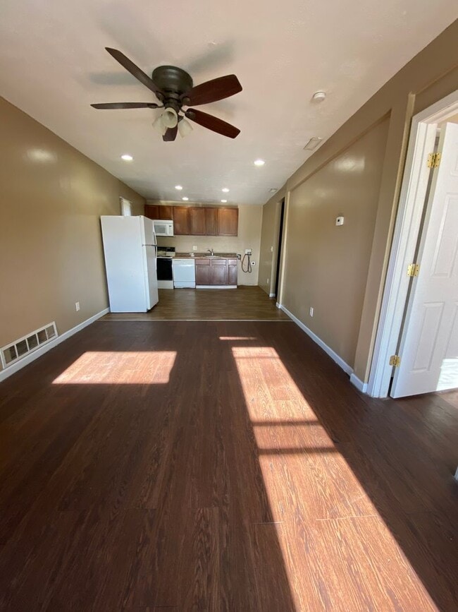 Photo - 4420 N 48th St Unit 4418 N. 48 Street