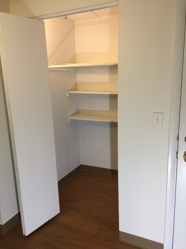 Meadow View Apartments Blue Island, IL