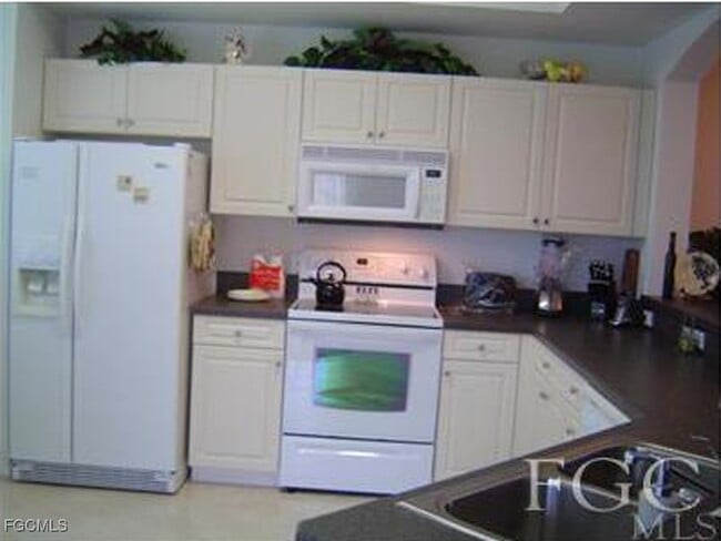 Photo - 10510 Amiata Way Unidad 302