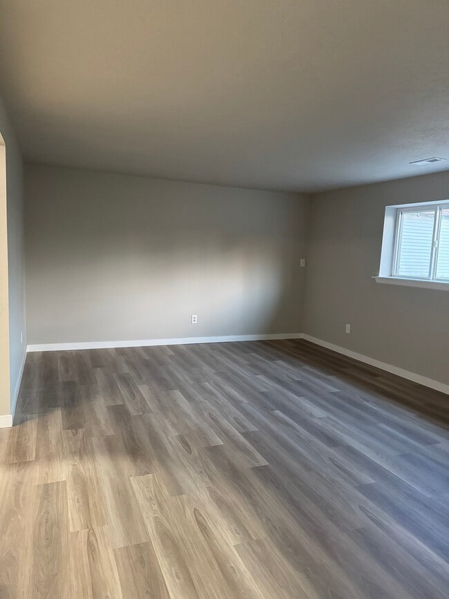 Large living room - 1822 W Nez Perce St Unit 1822