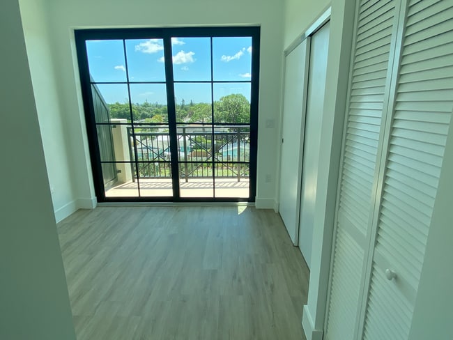 Photo - 4100 SW 64th Ave Unit 411