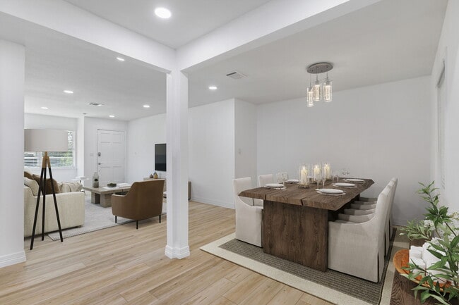 Photo - 6315 Thrush Dr