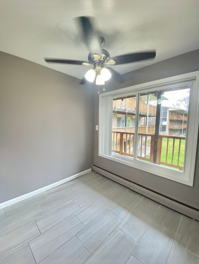 1HAB 1BA - Woodward Court Apartments