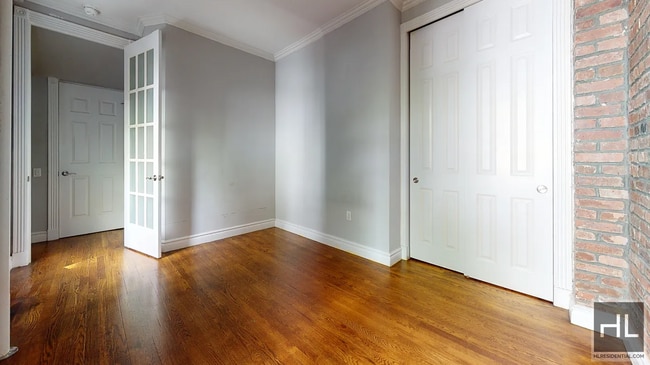 Building Photo - East 13th Street