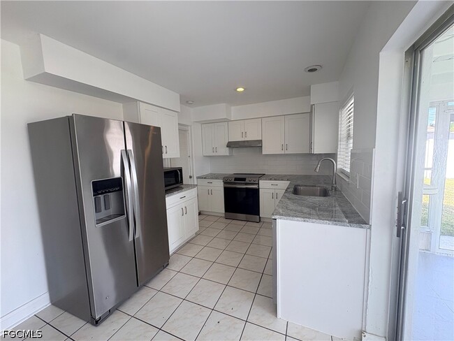 Photo - 436 Bayshore Dr