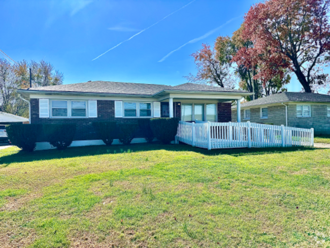 Building Photo - 5315 Cane Run Rd Rental