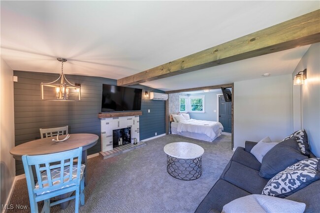 Photo - 99 Smith St Unit B