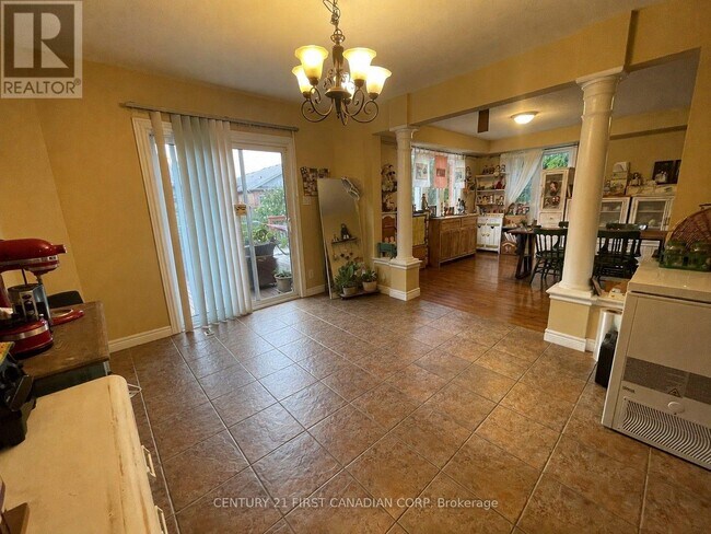 Photo - 2052 Blackwater Rd