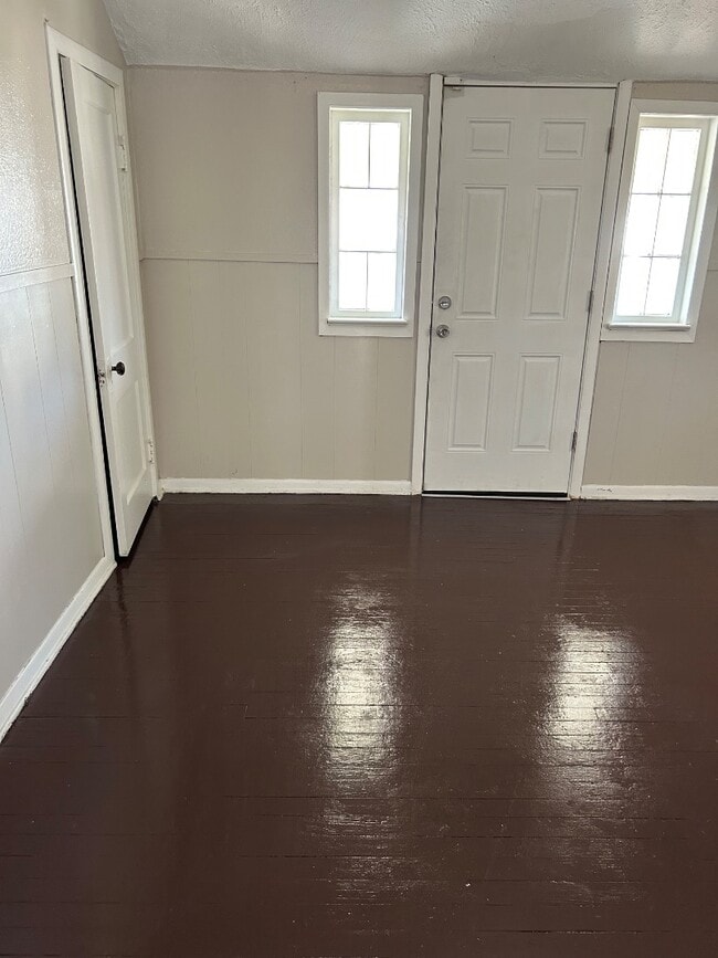 Photo - 4301 W 47th St