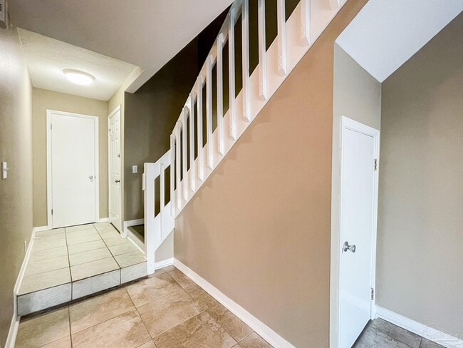 Photo - 5287 Balfour Pl