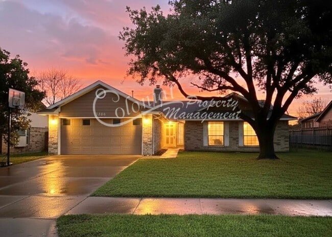 Building Photo - COMING SOON !