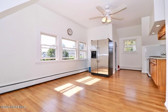 Photo - 80 Shore Blvd Unit 2 - 2nd Floor