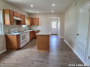 Photo - 727 Menefee Blvd