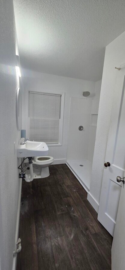 Photo - 2221 Norma St