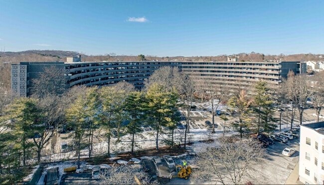 Building Photo - 200 Swanton St Unit T36