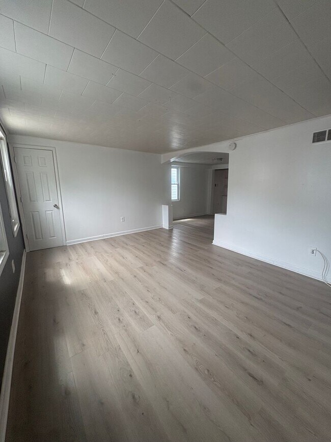 Photo - 499 2nd St Unidad 499 2nd St 2