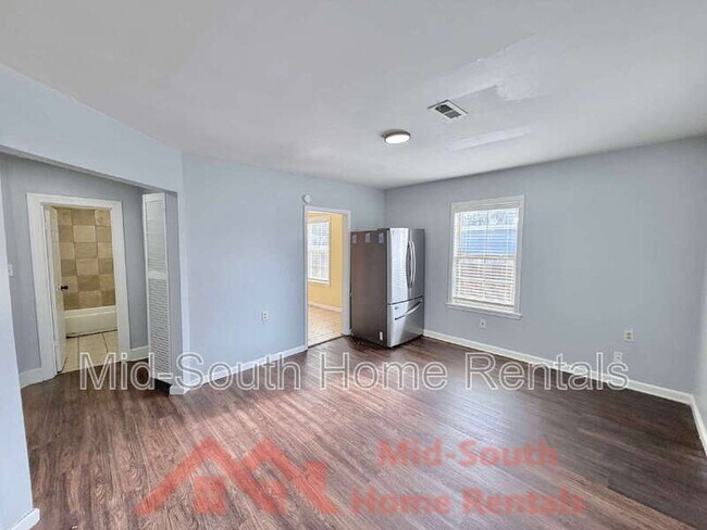 Photo - 3738 Townes Ave