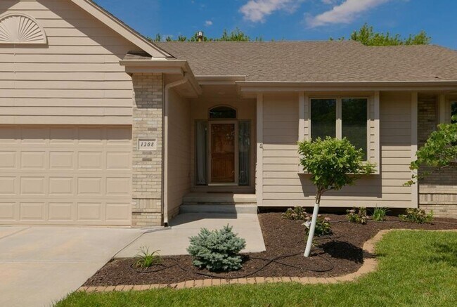 Photo - Exquisite Ranch For Rent In Papillion