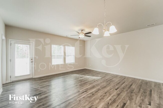 Photo - 9417 Village View Ct NW