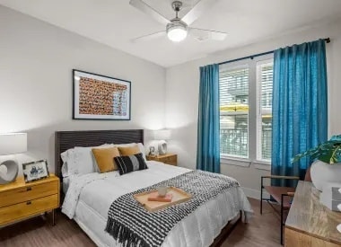 Photo - Reduced Rates + Up to 6 Weeks Free! Unit LBS