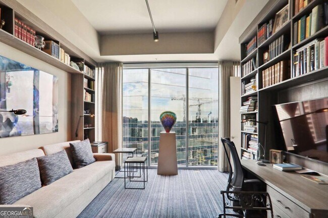 Building Photo - 1065 Peachtree St NE Unit 3005