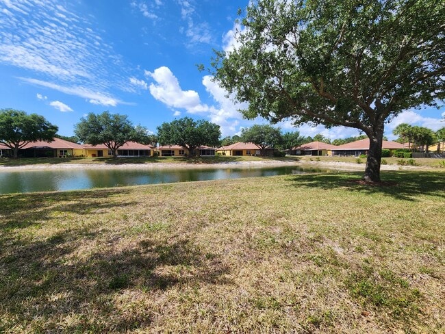 Photo - 2/2 Lehigh in Vistana Villas $500.00 Off First Month
