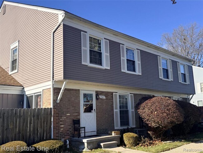 Photo - 23677 Stonehenge Blvd