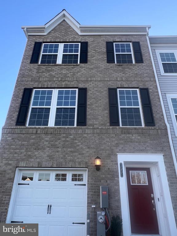 Photo - 7551 Dundee Rd