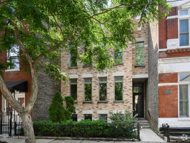 Building Photo - 840 N Wolcott Ave Rental