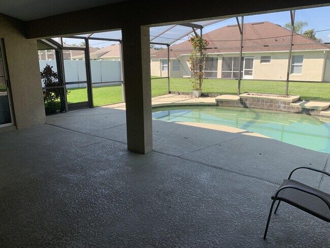 3253 Countryside View Dr