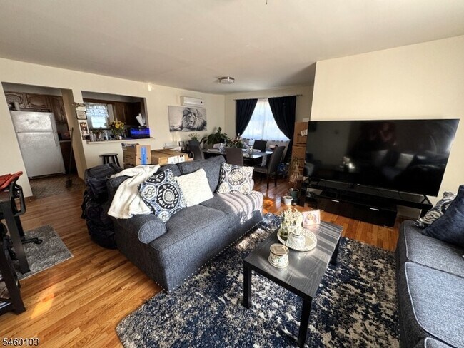 Photo - 710 W Camplain Rd Unit 4