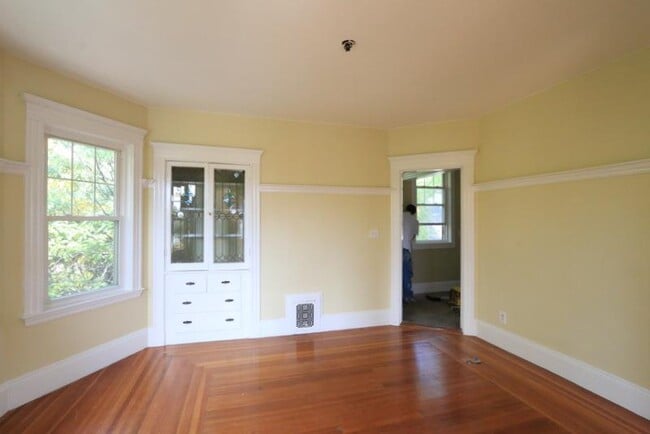 Photo - 19 Park Ave Unit 3