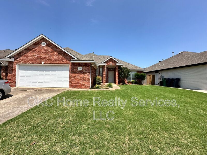 Photo - 1045 SW 128th Street