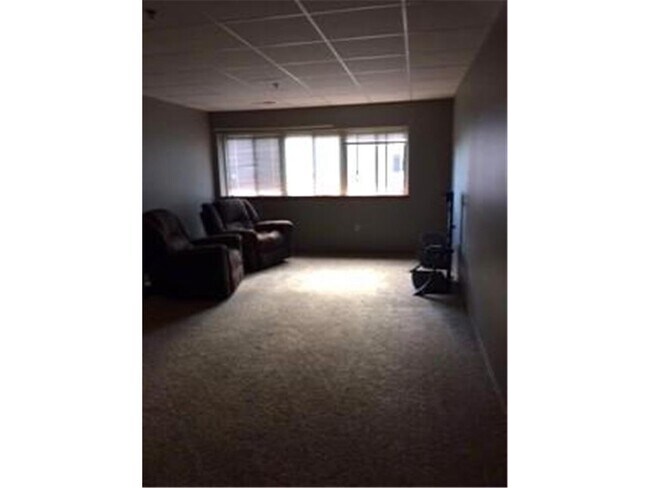 Photo - 109 E Luverne St Unit 322